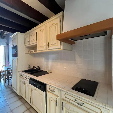Apartmán 4lam6-agreable 2 Chambres Et Parking Prive *